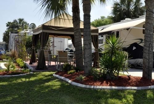 Winter Quarters Pasco Rv Resort - Campground Land O' Lakes Buitenkant foto